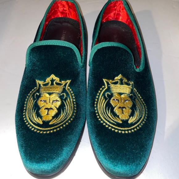 Loafers for Men Green Velvet Shoes of Fashion Embroidered Size 9 - Picture 4 of 13